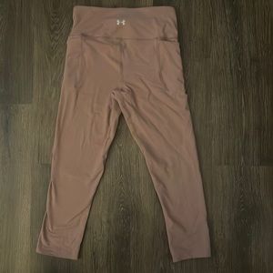 Under armor leggings with pocket
